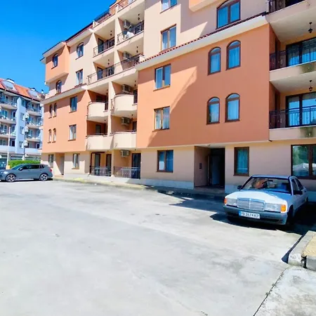 Bratanov Kasandra Sluneční pobřeží