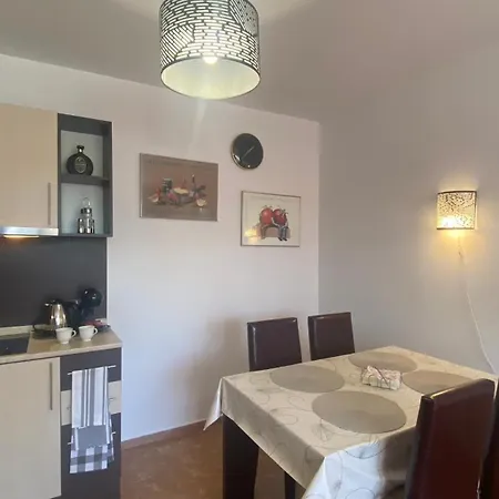 Apartamento Bratanov Kasandra Apartment *