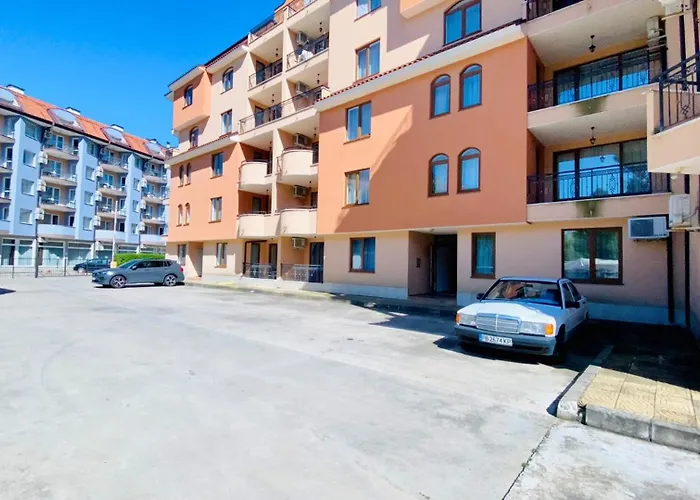 Bratanov Kasandra Sunny Beach